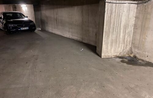 Loue place de parking fermé dans une résidence - 92310 Sèvres - Gare Rive Gauche