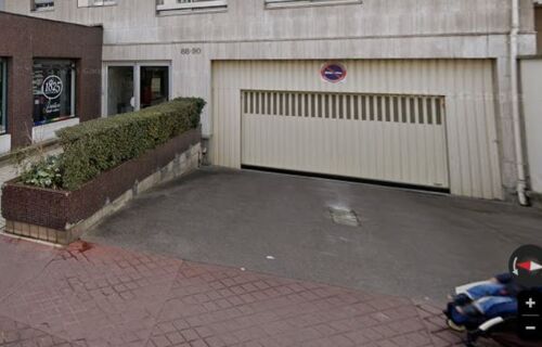Parking prés de la garede Clamart (92140)