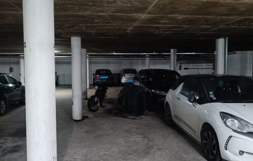 Location Parking sécurisé maitres-chiens Saint Cloud