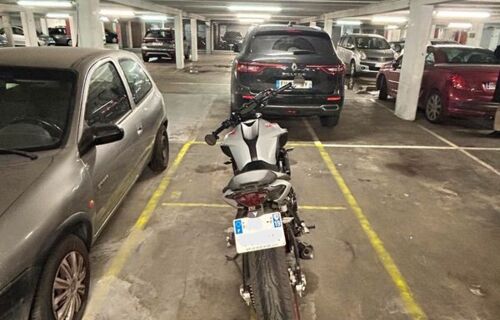 Location d'une place de parking à Glacière pour 2 roues dans une résidence privative