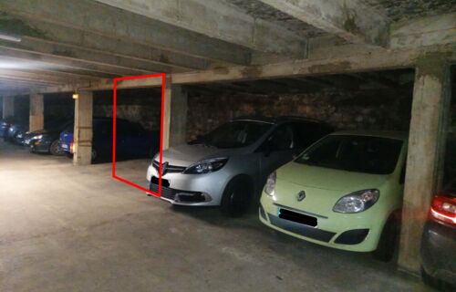 Parking à louer sécurisé rue St Blaise