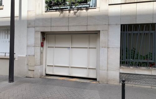 Location place parking souterrain à Paris 13ème