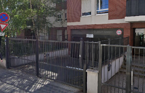 Place de parking sous-terrain proche gare RER B Stade de France