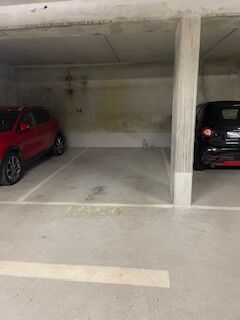 Parking bd de Verdun au niveau du pont Courbevoie