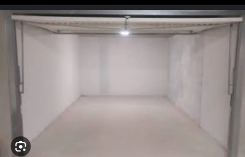 Loue box dans garage sécurisé 14m² Rueil-Malmaison limite Bougival