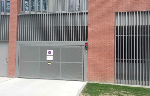 parking sur avenue grande bretagne metro patte d'oie
