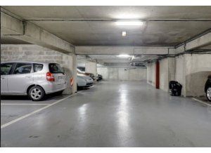 Parking à louer à Paris, 23, Rue Trousseau