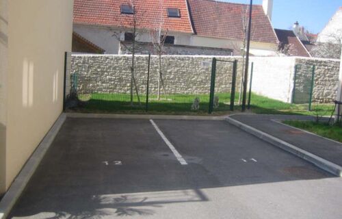 Location parking rue du Cimetière à Limay (78)