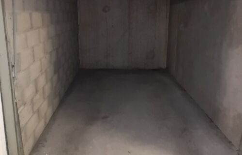 Location parking Lyon rue Antoine Lumière (69)
