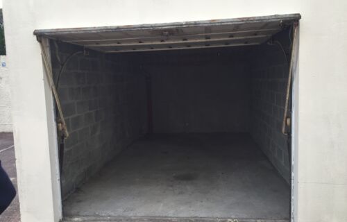 Garage à Caen derrière université; rue Père Sanson (14)