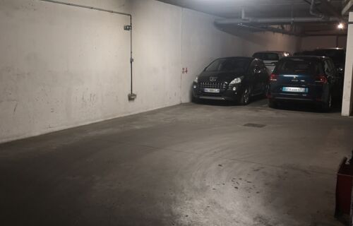 Parking Gare de Saint Ouen
