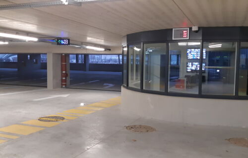PARKING COUBERTIN