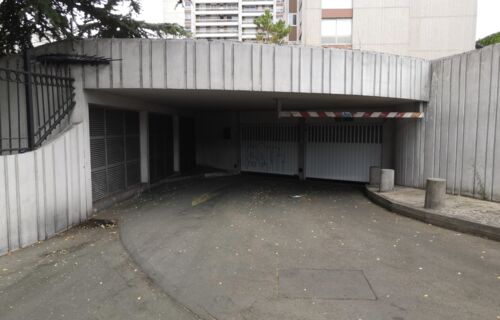 Parking Villa Curial Paris 19