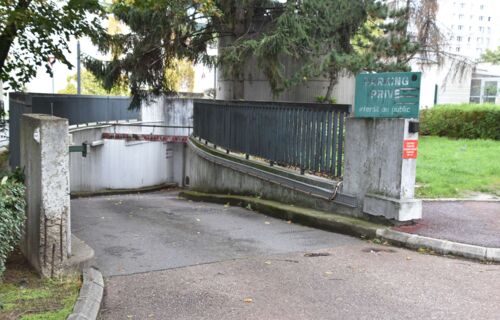 3 SQUARE HENRI REGNAULT 92400 COURBEVOIE