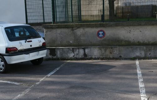 Emplacement extérieur sécurisé Paris 12