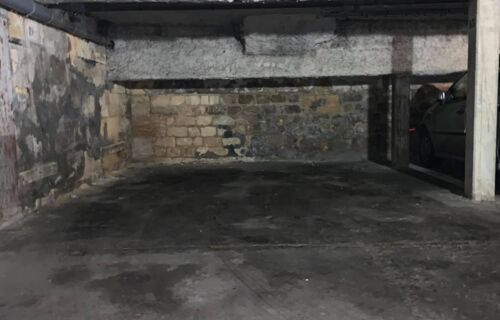 Lot de 2 places de parking à Bordeaux