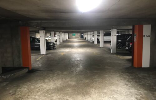 Parking près du Parc Montsouris