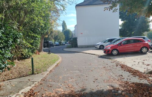 5€/jour location place parking extérieure résidence calme, privée, clôturée, Montmagny (95360)