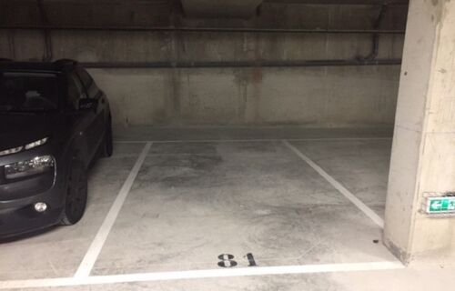 Location place de parking souterrain sécurisé