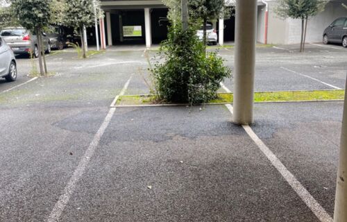 Location d'une place de parking proche de Terres neuves / La belle rose à Bègles