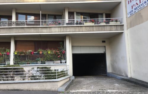 Loue place de parking Montreuil 93100 porte de Montreuil
