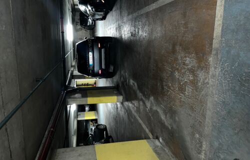 Parking rue de Paradis