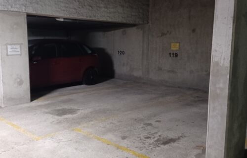 Parking sécurisé proche Front Populaire