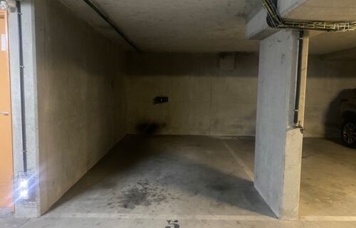 Parking couvert dans le 20ème à Paris entre Nation et Père-Lachaise
