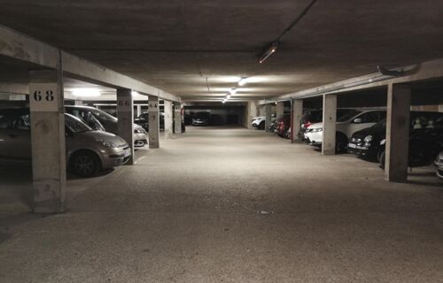 Place de parking à Puteaux