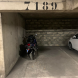 Place de scooter en sous-terrain - 147 rue oberkampf