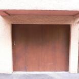 Garage privatif, sécurisé et fermé.