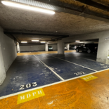 Parking souterrain plein centre, à 1 min à pied de la gare de Tours