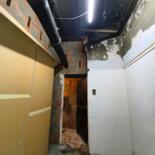Cave sécurisée, aérée, saine et très haute sous plafond. Rue de la Paix