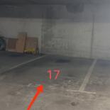 Place parking sécurisée , centre ville , parking  sécurisé.