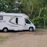Places pour tout véhicule y compris camping car